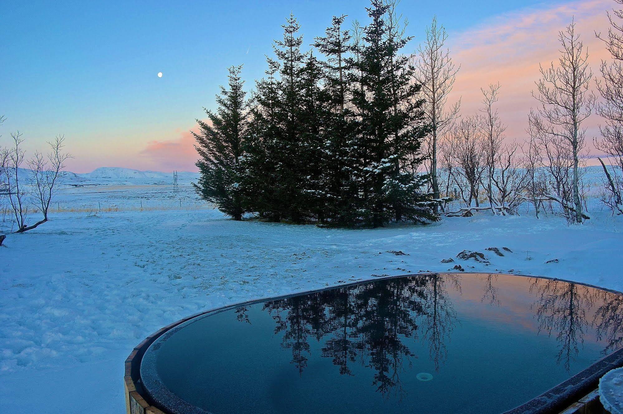 Borealis Hotel Úlfljótsvatn المظهر الخارجي الصورة
